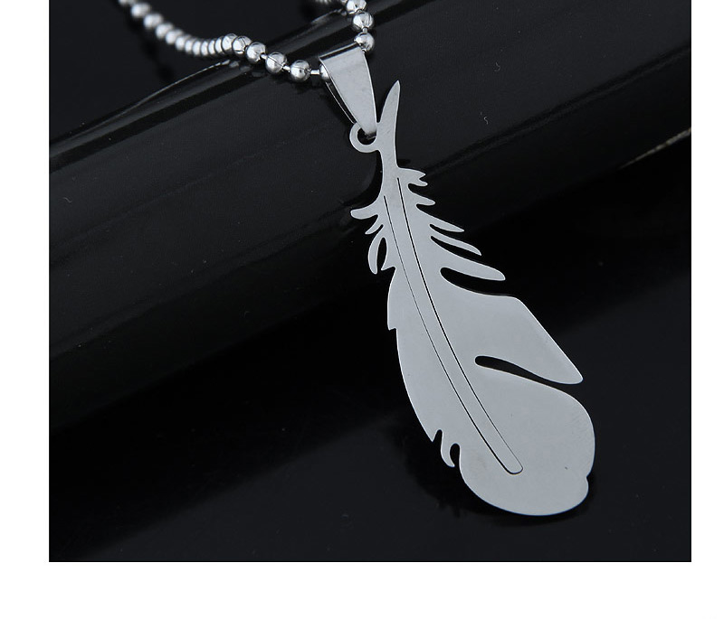 Trendy Yellow Feather Pendant Decorated Simple Necklace,Necklaces
