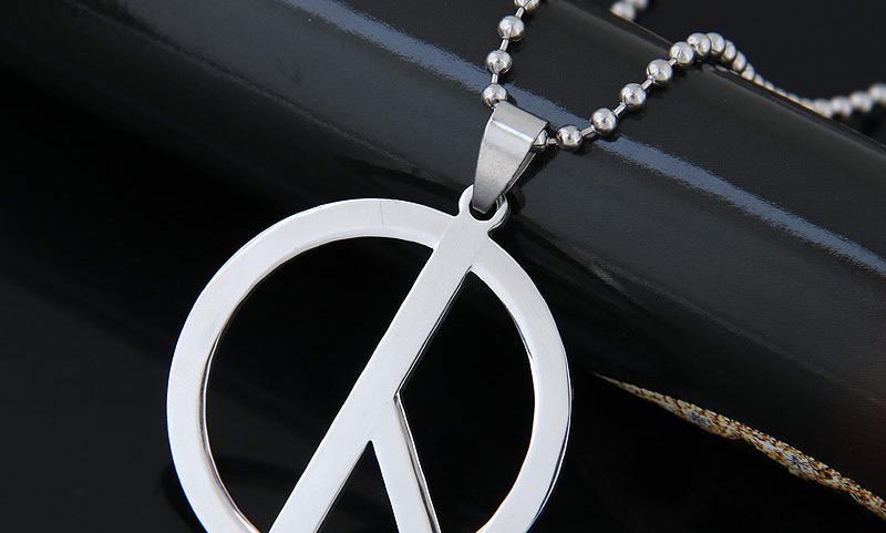 Trendy Silver Color Peace Sign Pendant Decorated Simple Necklace,Necklaces