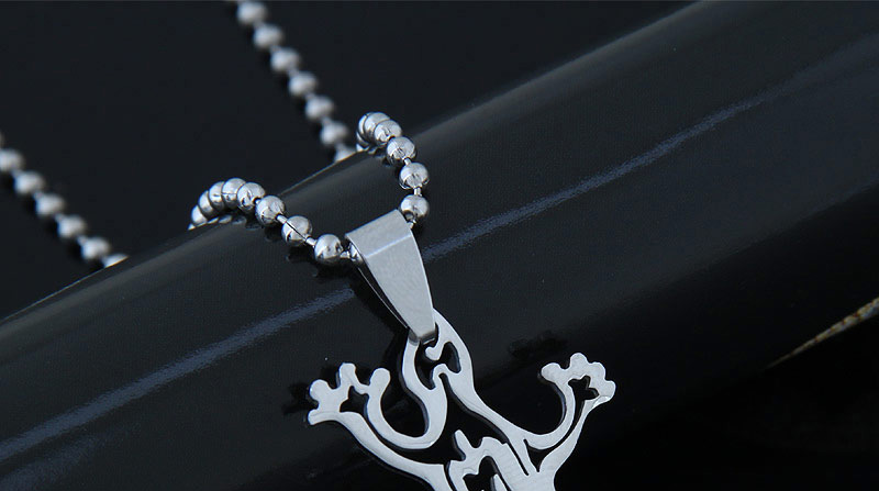 Trendy Silver Color Gecko Shape Pendant Decorated Necklace,Necklaces