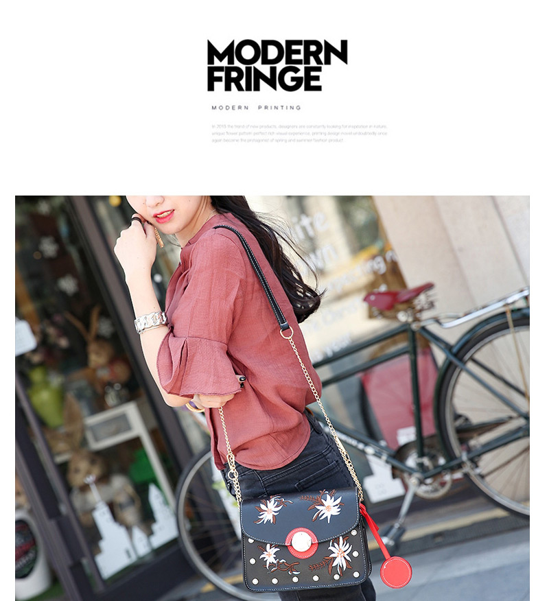 Fashion White Embroidery Flower Decorated Pure Color Shoulder Bag,Messenger bags