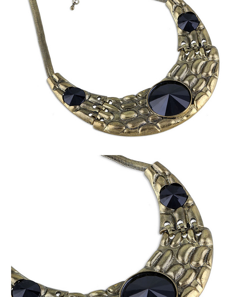 Fashion Gold Color Oval Shape Diamond Decorated Arc Shape Necklace,Pendants
