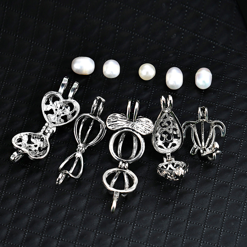 Fashion Silver Color Tortoise Pendant Decorated Simple Necklace,Pendants