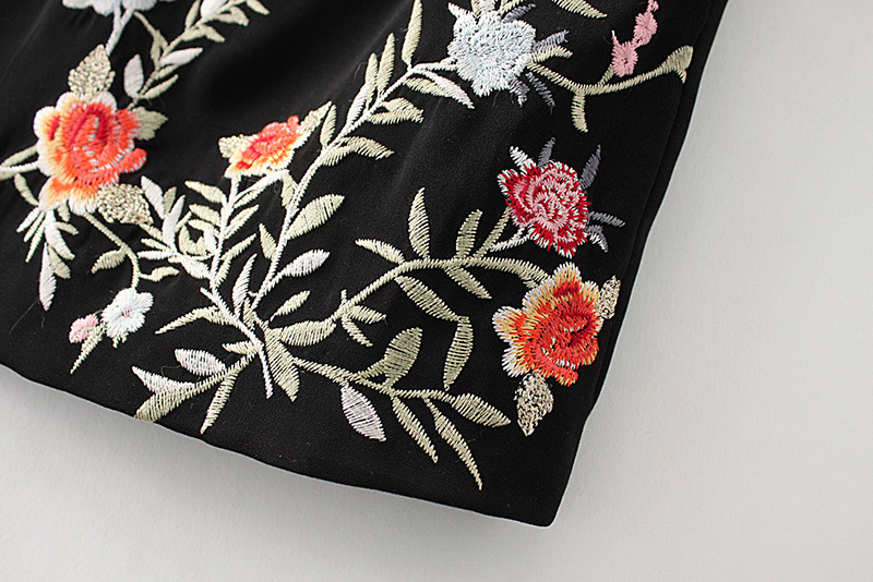 Vintage Black Embroidery Decorated Dress,Skirts