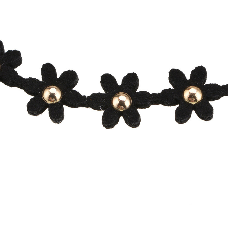 Fashion Black Flower Shape Decorated Necklace,Chokers