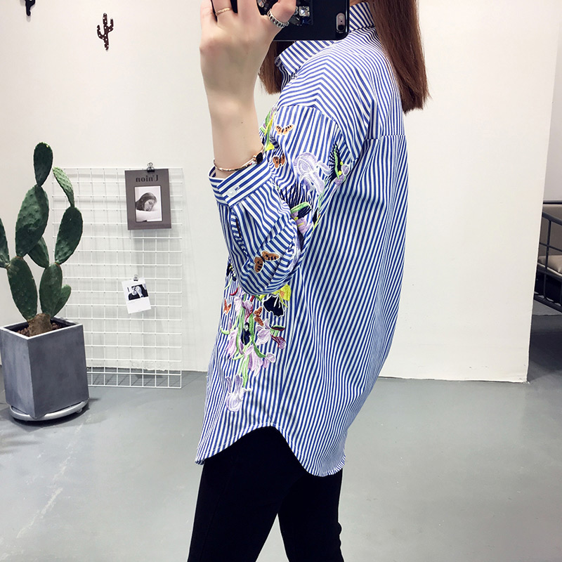 Fashion Blue+white Flower&butterfly Pattern Decorated Shirt,Blouses