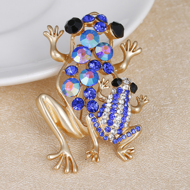 Fashion Green Frogs Shape Decorated Hollow Out Brooch,Korean Brooches