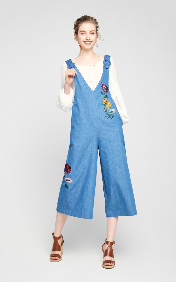 Fashion Blue Embroidered Flower Decorated Wide Leg Rompers,Pants