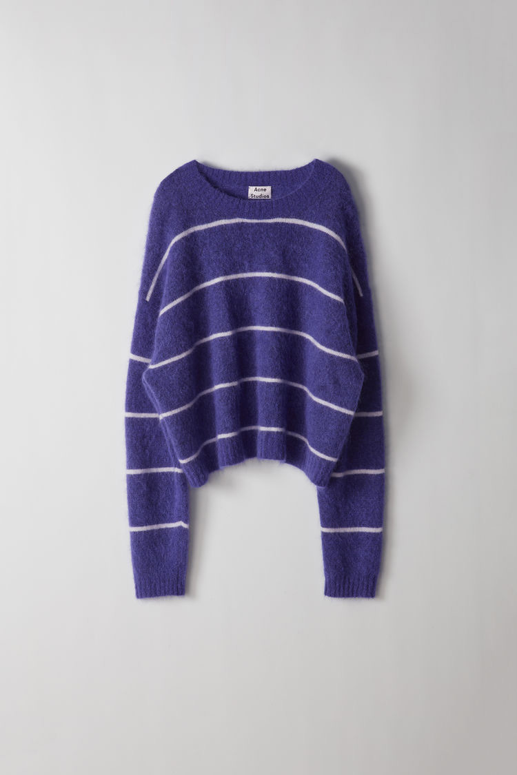 ,Sweater