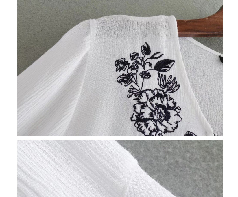Vintage White Embroidery Flower Decorated Blouse,Tank Tops & Camis