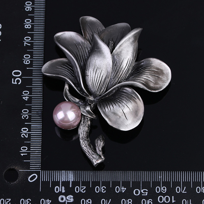Elegant Gray Metal Rose Decorated Brooch,Korean Brooches