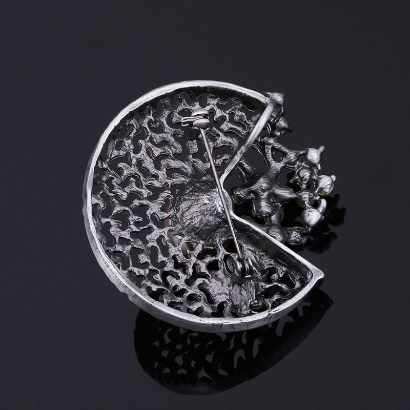 Elegant White Hollow Out Decorated Brooch,Korean Brooches