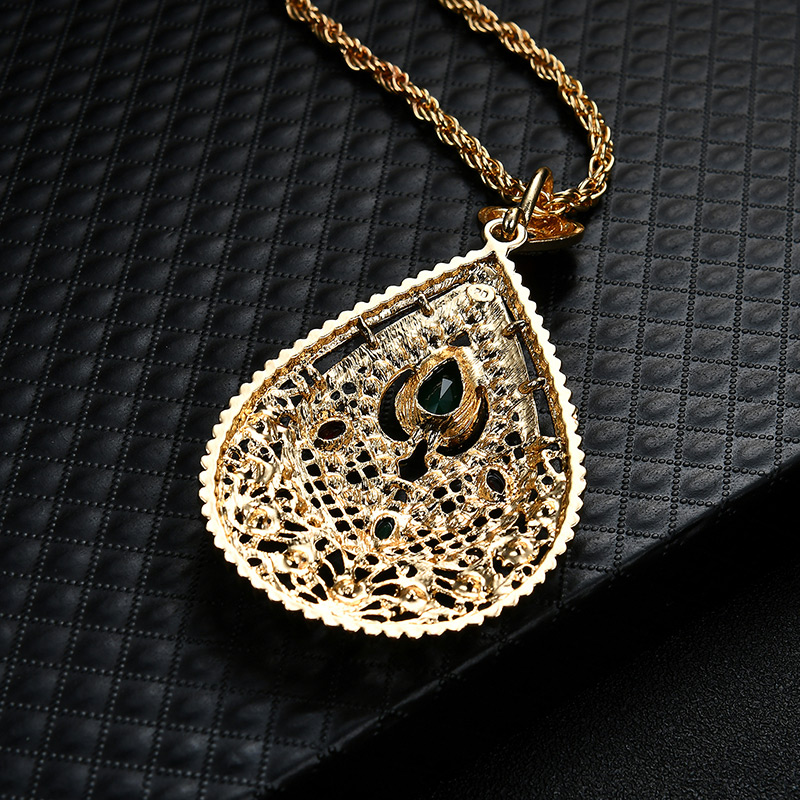 Elegant Gold Color Oval Shape Decorated Necklace,Pendants