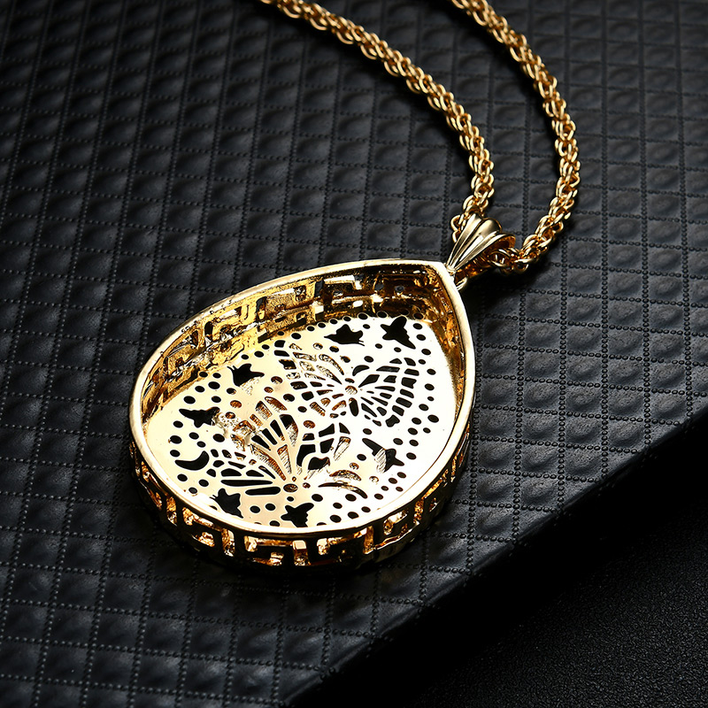 Elegant Gold Color Oval Shape Decorated Necklace,Pendants
