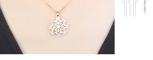 Elegant Silver Color Snow Shape Decorated Necklace,Crystal Necklaces