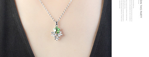 Fashion Green Flower Shape Decorated Necklace,Crystal Necklaces