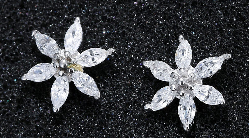 Fashion White Flower Shape Decorated Simple Earrings,Stud Earrings