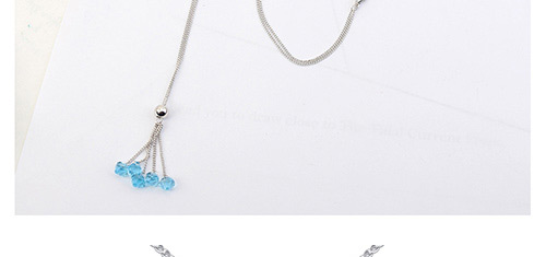 Elegant White Oval Shape Decorated Necklace,Crystal Necklaces
