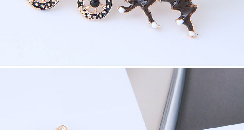 Fashion Multi-color Christmas Carriage Shape Decorated Brooch,Korean Brooches