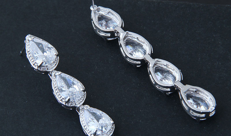 Elegant White Waterdrop Shape Diamond Decorated Earrings,Drop Earrings