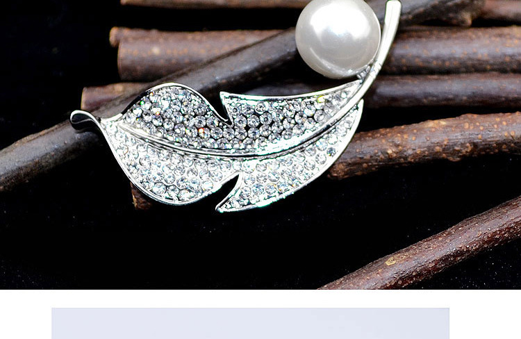 Elegant Silver Color Leaf Shape Decorated Brooch,Korean Brooches