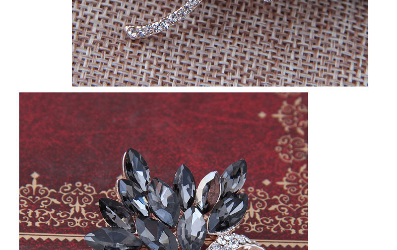 Elegant Blue Oval Shape Diamond Decorated Brooch,Korean Brooches