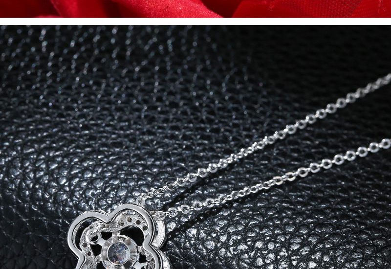 Elegant Silver Color Flower Shape Decorated Necklace,Pendants