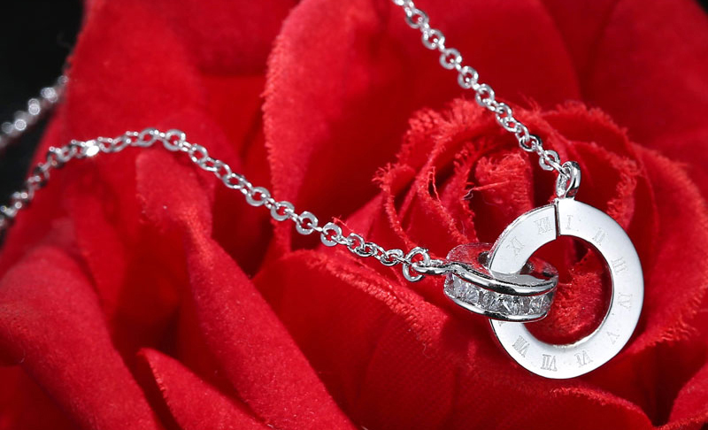 Elegant Silver Color Circular Ring Shape Decorated Necklace,Pendants