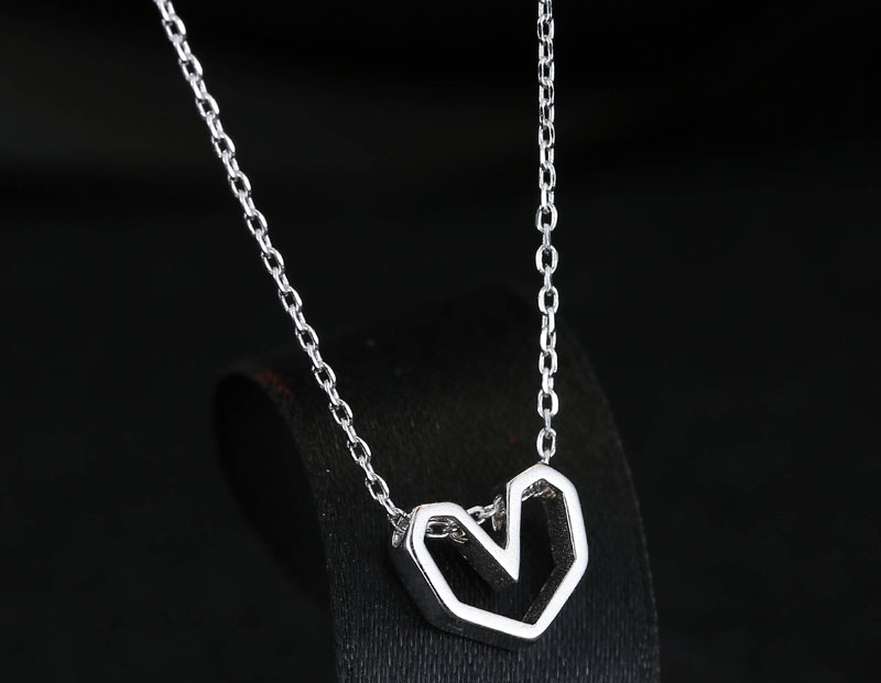 Elegant Silver Color Heart Shape Decorated Necklace,Pendants