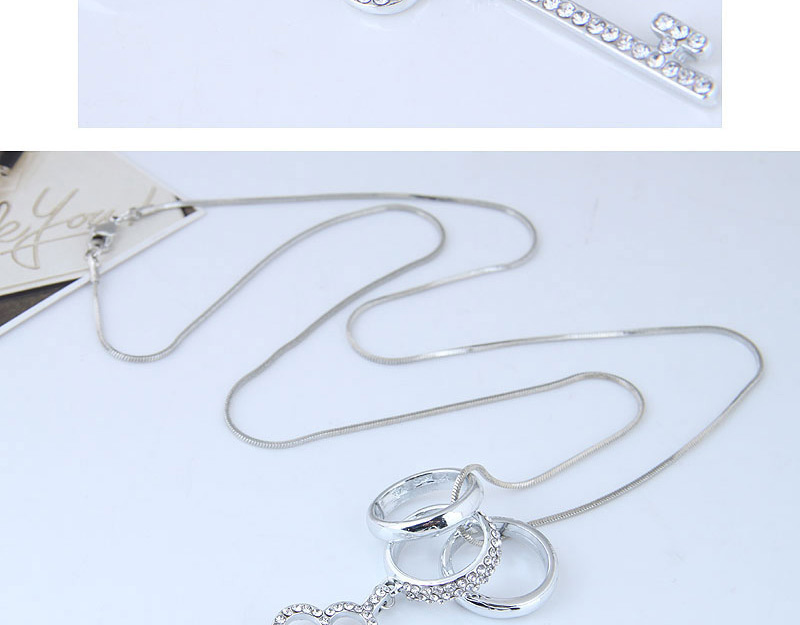Elegant White Key Shape Decorated Necklace,Multi Strand Necklaces