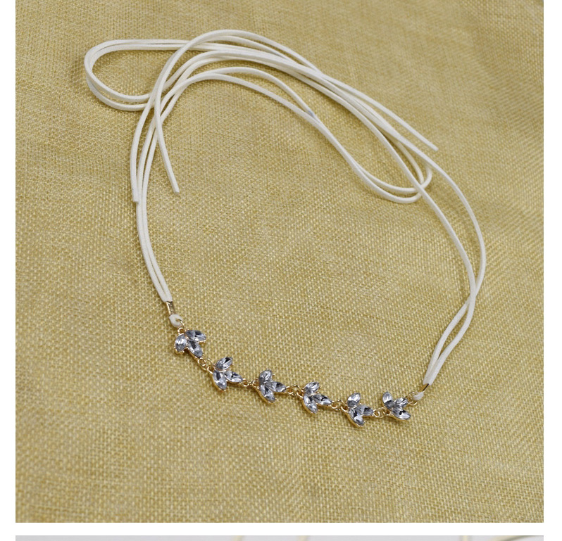 Fashion White Oval Shape Diamond Decorated Necklace,Bib Necklaces