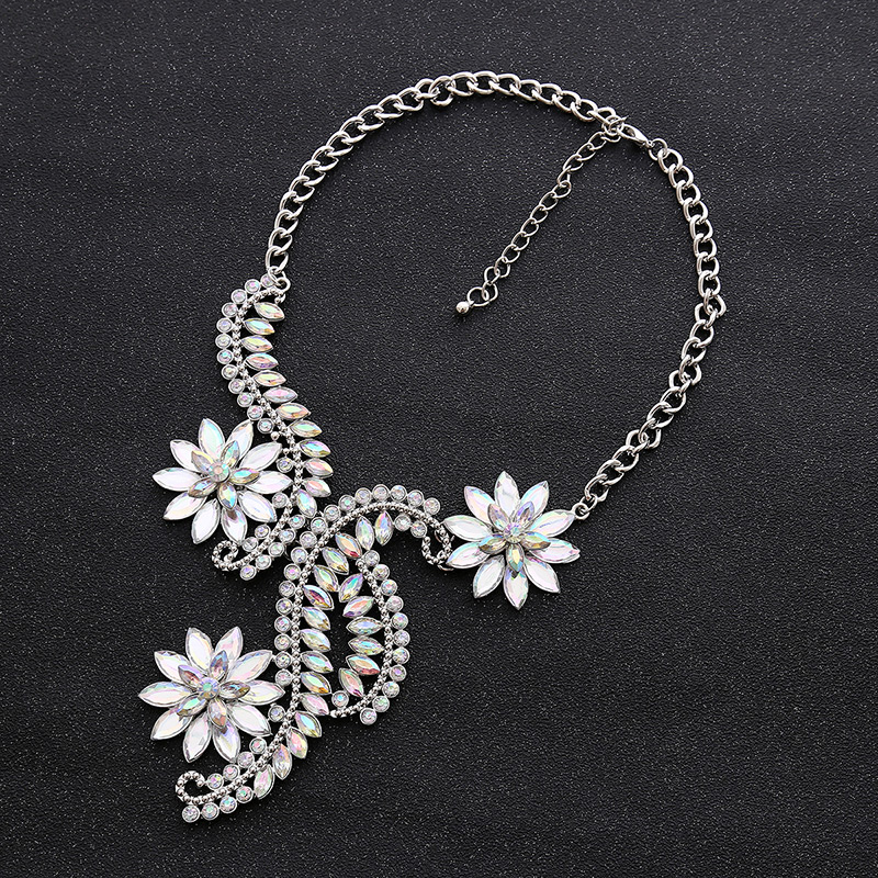 Luxury Silver Color Flower Shape Decorated Necklace,Bib Necklaces