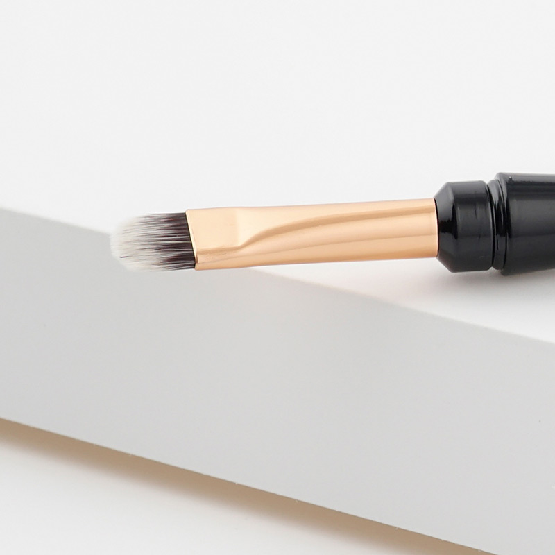 Fashion Black Flat Shape Decorated Makeup Brush(1pc),Beauty tools