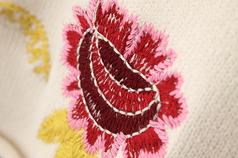 Trendy Beige Embroidery Flower Decorated Round Neckline Sweater,Sweater