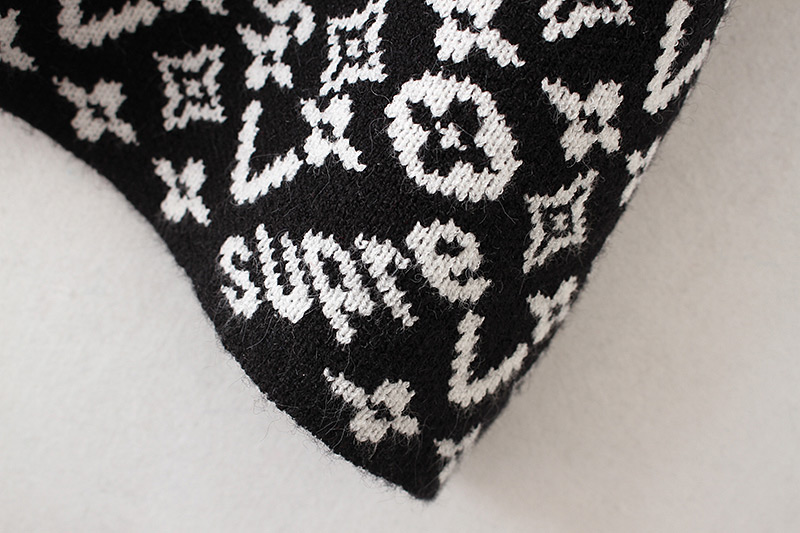 Trendy Black Flower Pattern Decorated Long Sweater,Sweater
