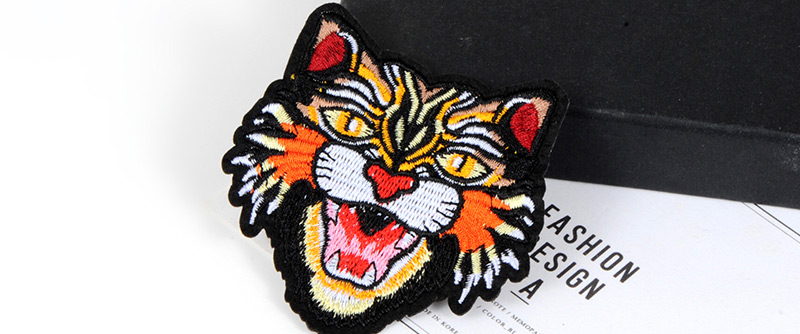 Fashion Multi-color Tiger Shape Decorated Simple Brooch,Korean Brooches