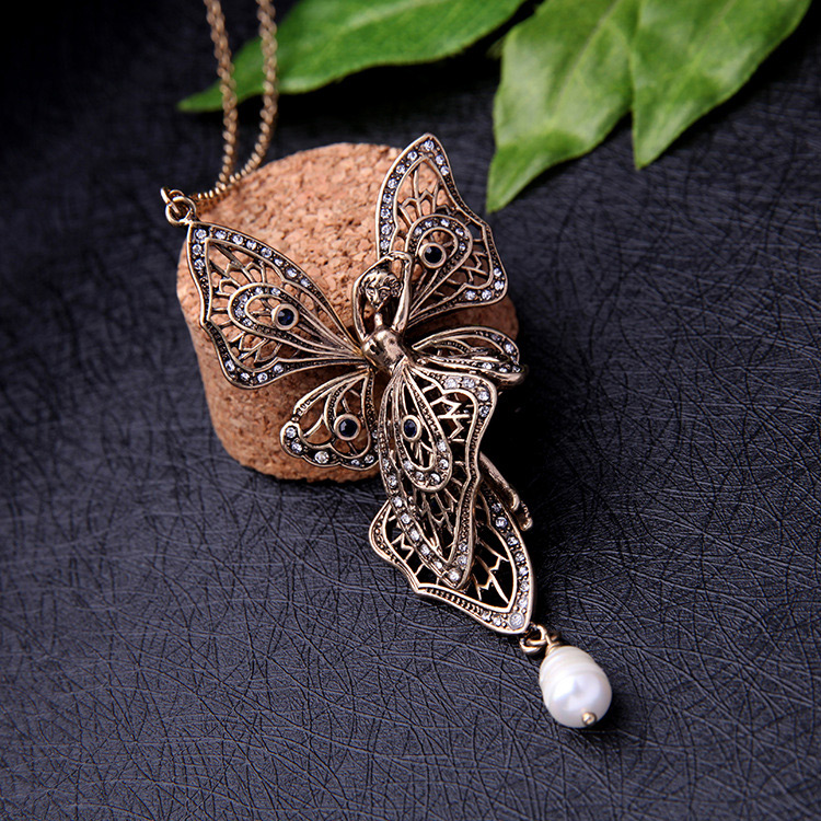Fashion Antique Gold Butterfly Shape Decorated Hollow Out Necklace,Pendants