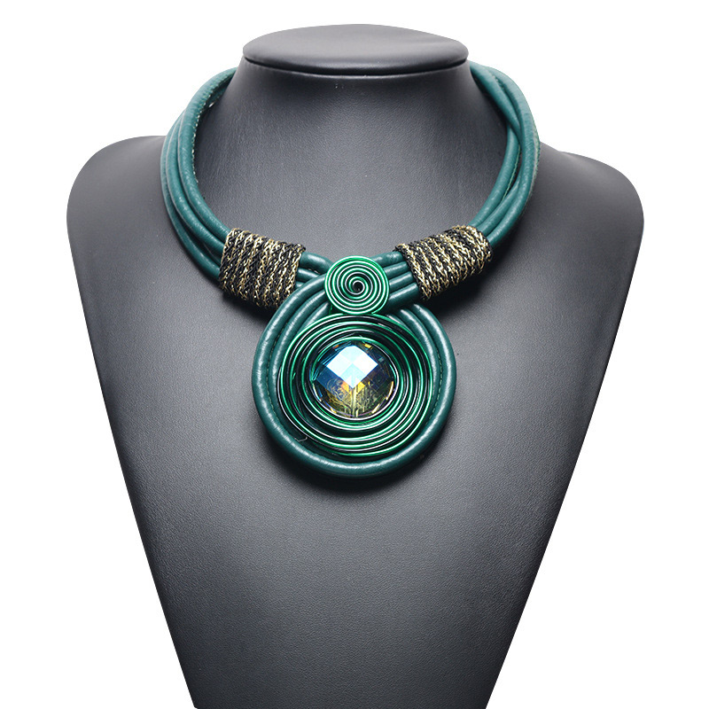 Exaggerated Green Diamond Decorated Hand-woven Necklace,Bib Necklaces