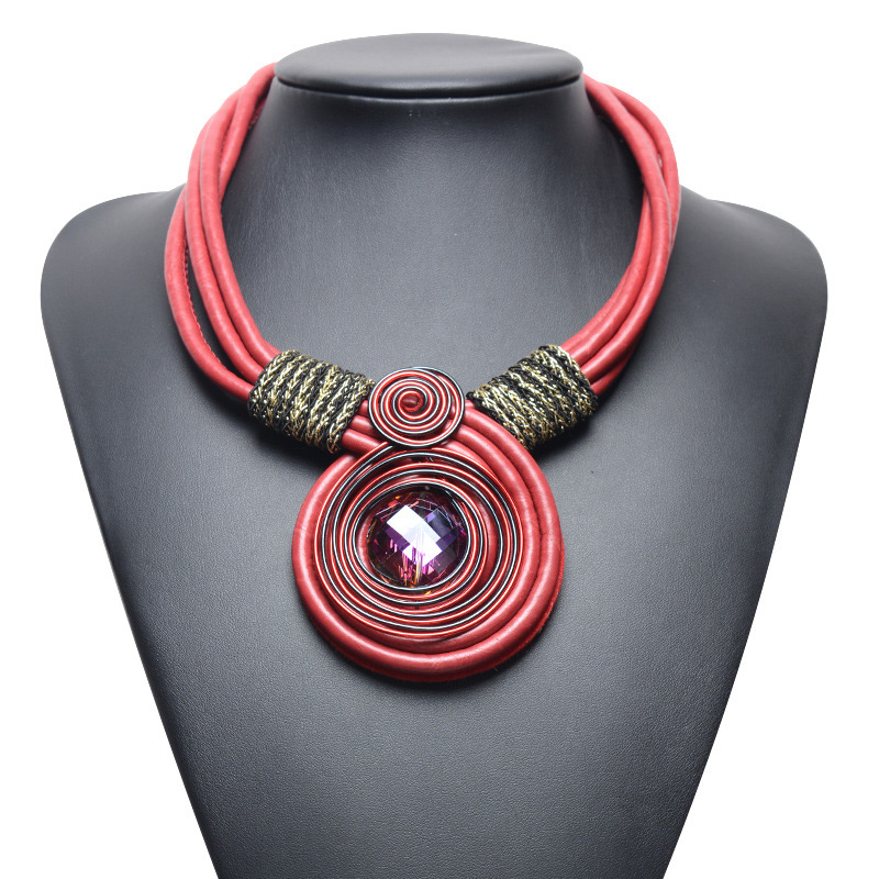 Exaggerated Red Diamond Decorated Hand-woven Necklace,Bib Necklaces