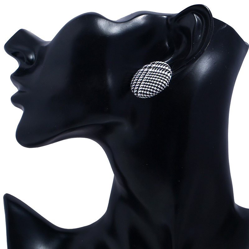 Retro White+black Round Shape Decorated Earrings,Stud Earrings