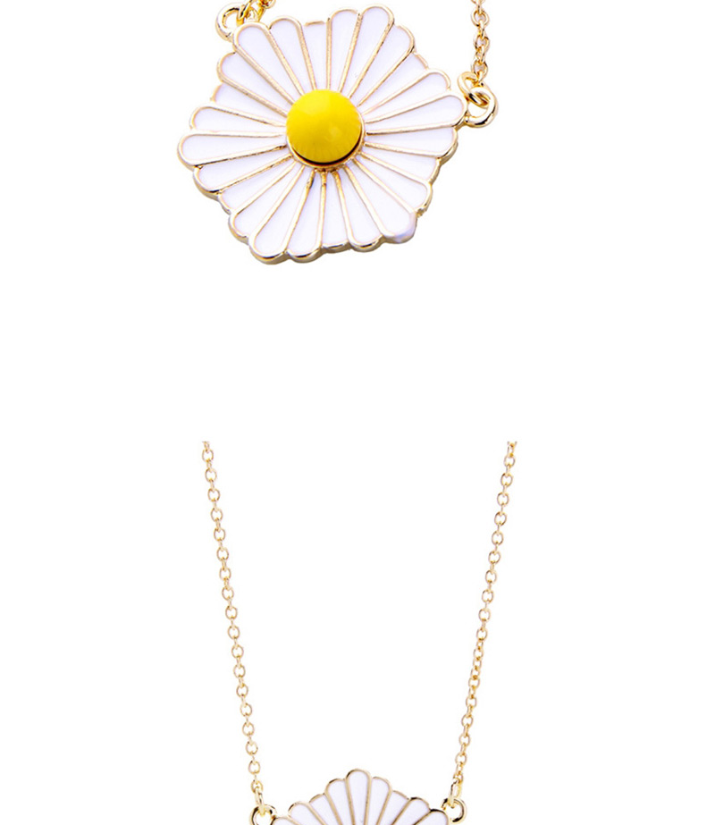 Lovely White Daisy Decorated Necklace,Pendants