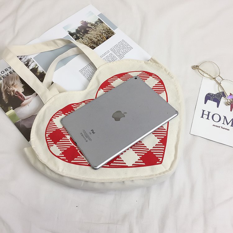 Sweet White Heart Shape Design Shoulder Bag,Messenger bags