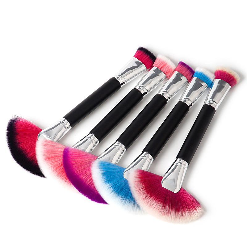 Fashion Red+white Sector Shape Decorated Makeup Brush(1pc),Beauty tools