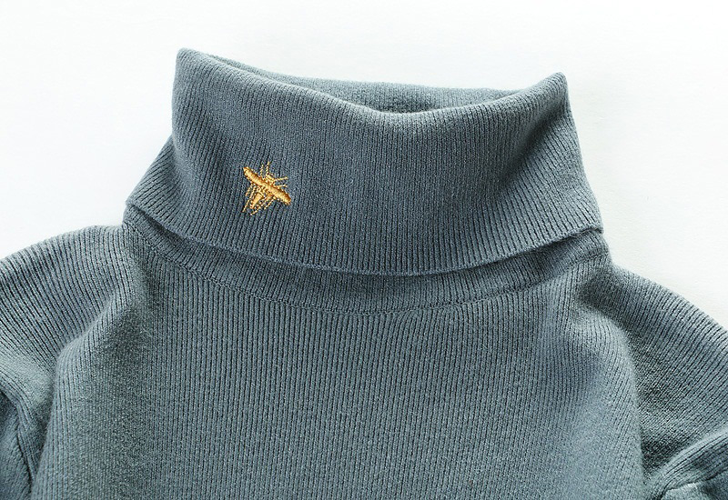 Trendy Gray+blue Embroidery Bee Decorated Long Sleeves Sweater,Sweater