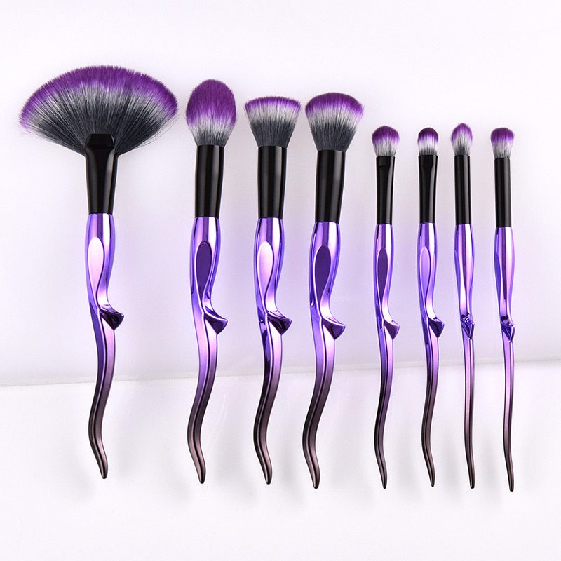 Trendy Purple+black Color Matching Decorated Concealer Brush(1pc),Beauty tools