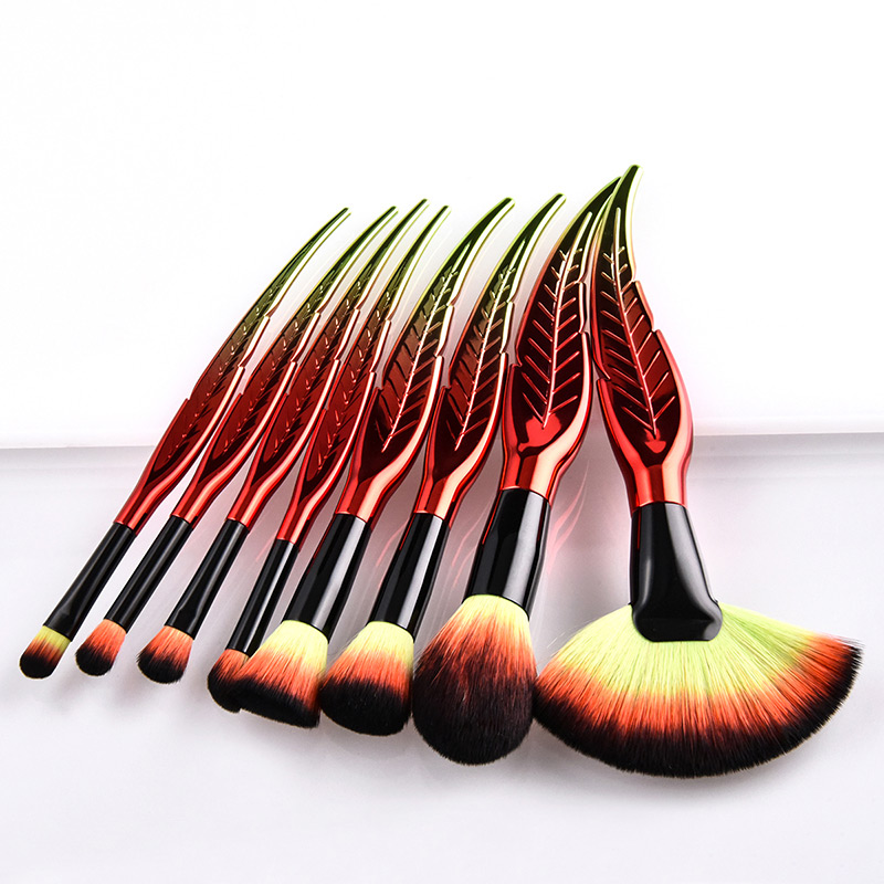 Trendy Red+coffee Leaf Shape Decorated Concealer Brush(1pc),Beauty tools
