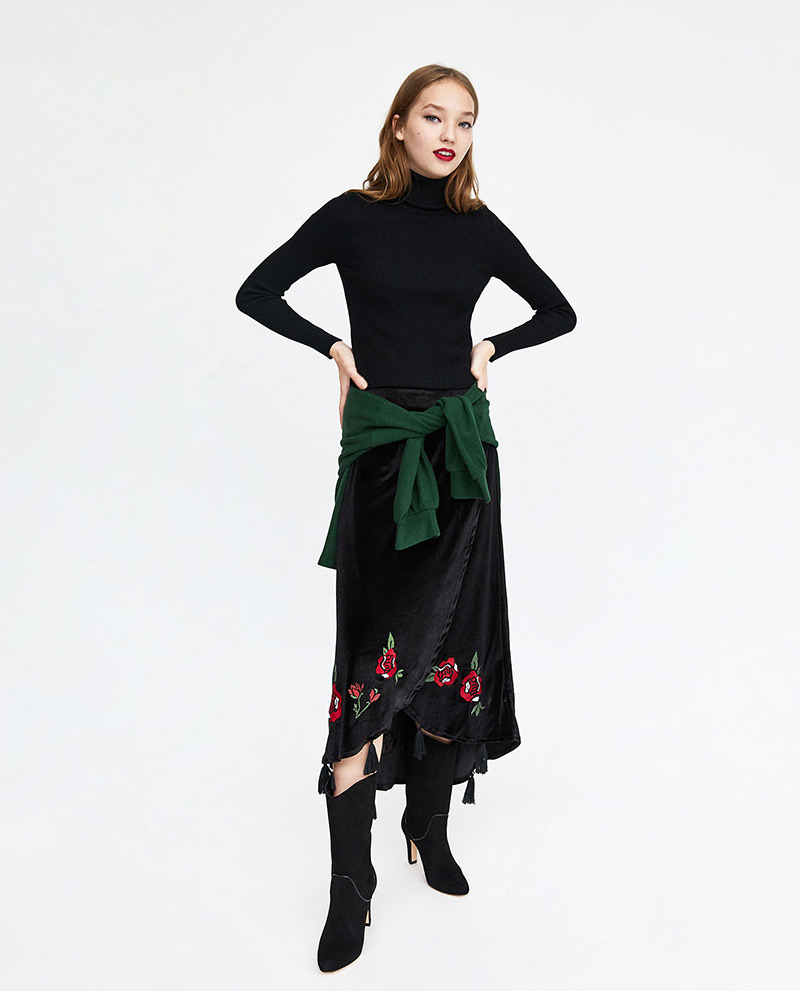 Fashion Black Flower Pattern Decorated Skirt,Skirts