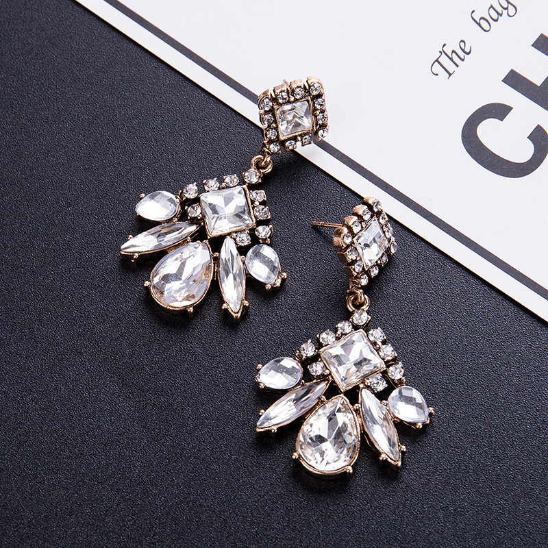 Trendy White Geometric Shape Diamond Decorated Earrings,Drop Earrings