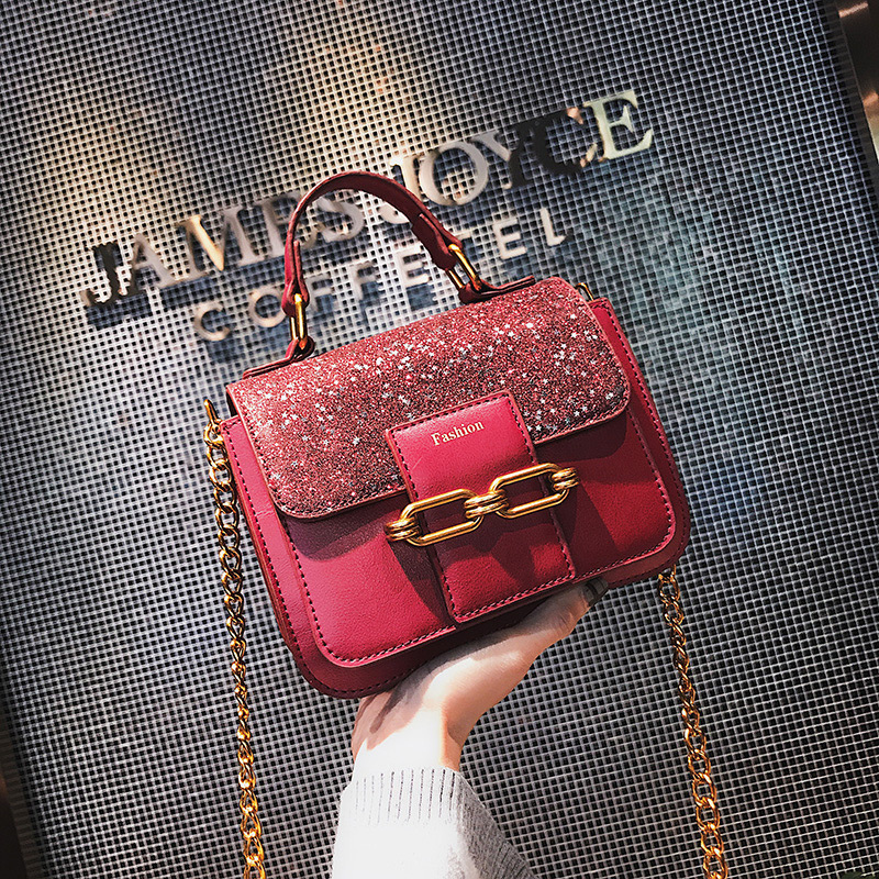 Elegant Red Chain Shape Decorated Bag,Handbags