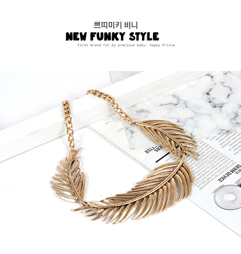 Fashion Gold Color Pure Color Design Leaf Shape Choker,Bib Necklaces