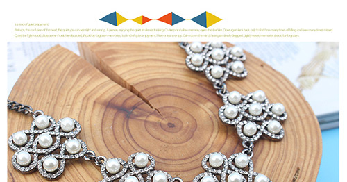 Fashion White Pearls&diamond Decorated Flower Shape Necklace,Bib Necklaces